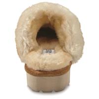 Thick, luxurious shearling lining