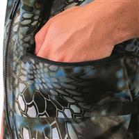 Horizontal chest pocket
