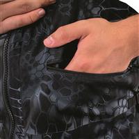 Horizontal chest pocket