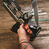 Metal V-Block Clamp for secure and repeatable knife placement