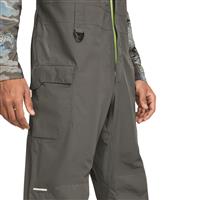 Dual-entry cargo pockets and D-rings for gear
