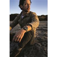 Unlimited battery life when in smartwatch mode using solar charging, Moss