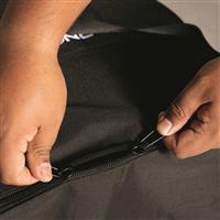 Easy zipper closure