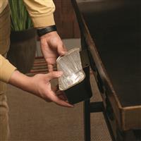 Easy grease clean-up with minimal mess