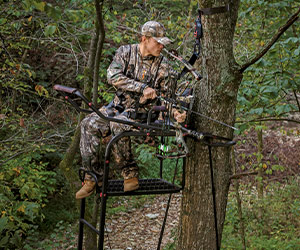 LADDER TREE STANDS