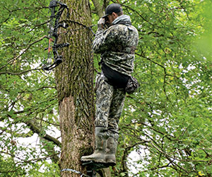 HANG-ON TREE STANDS