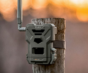 SELECT ON SALE SPYPOINT TRAIL CAMERAS