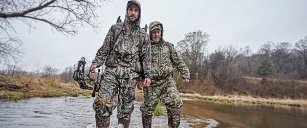 HUNTING CLOTHING