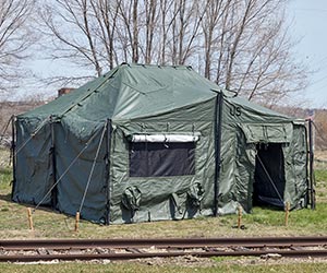 SELECT ON SALE TENTS & ACCESSORIES