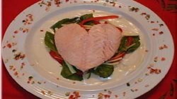 Poached Salmon With Champagne Cream Sauce
