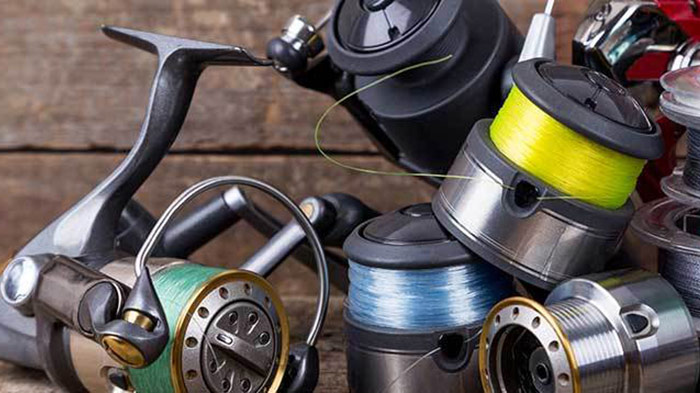 Choosing a Left or Right-handed Fishing Reel